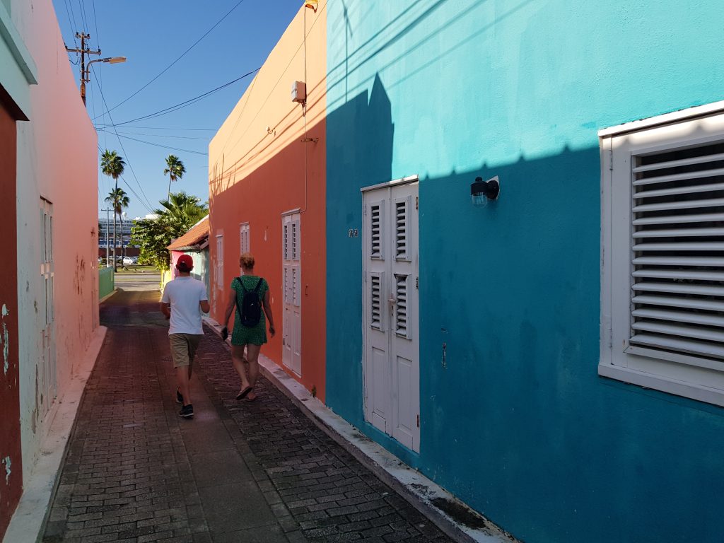 Otrabanda, Curacao