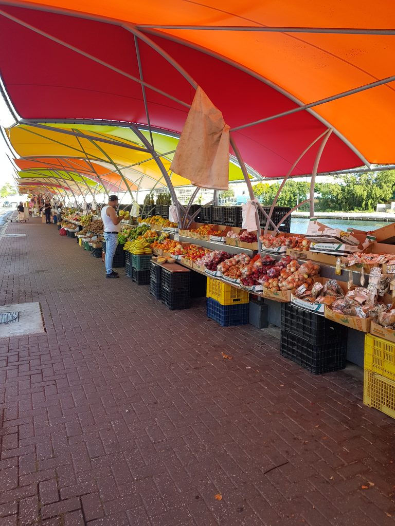 groenten & fruit stalletjes, Willemstad, Curacao