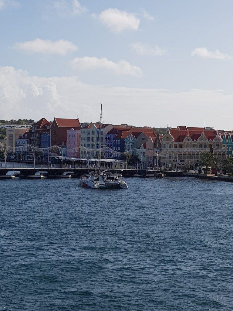 uitzicht op Handelskade, Willemstad, Curaçao 